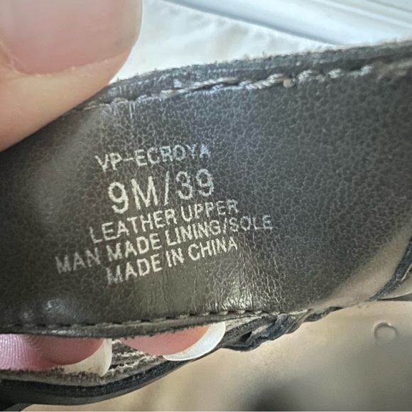 Vince Camuto Grey Edgy Caged Wedge Sandals Sz 9 - Picture 11 of 16